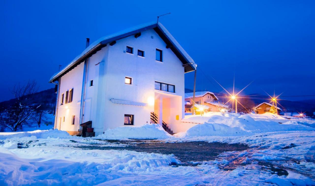 House Spehar Hotel Seliste Dreznicko Eksteriør billede